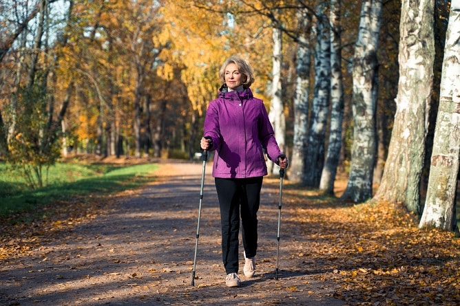 why-taking-walks-benefits-the-elderly
