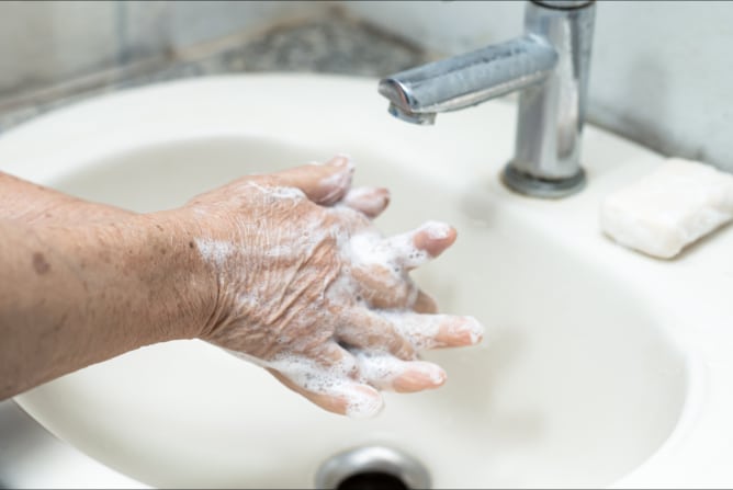 strategies-to-help-seniors-maintain-good-hygiene