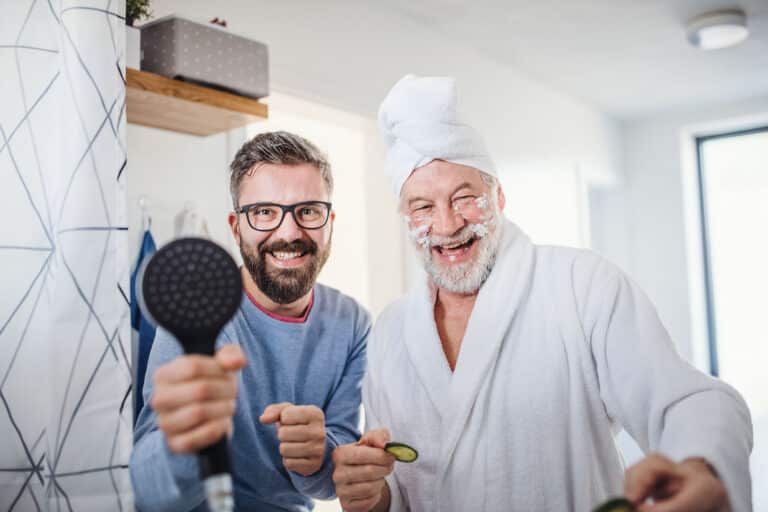 Simple hygiene tips to keep seniors clean and comfortable